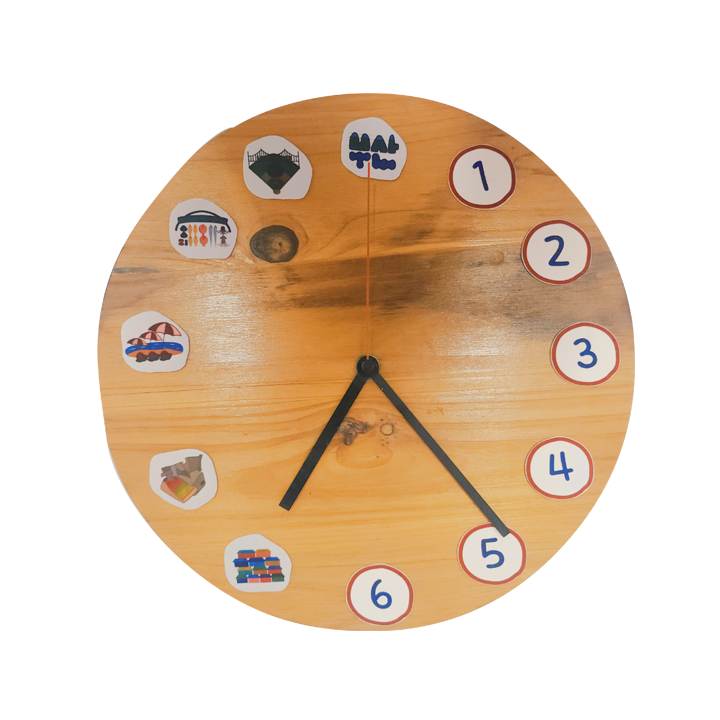 슈링클스 벽시계